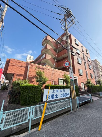 ロイヤル西宮の外観