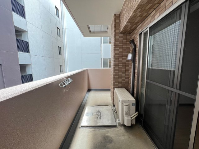 ディナスティ松屋町Ⅱのバルコニー