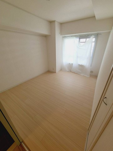 UR武庫川 21号棟の寝室