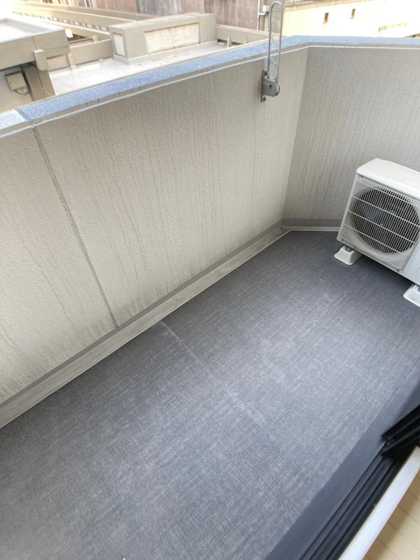 エスライズ御堂筋本町のバルコニー