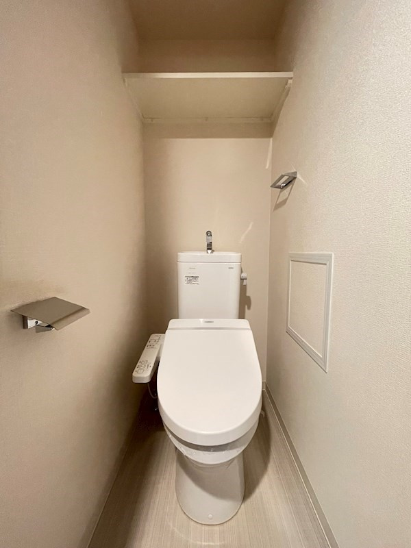 プレサンスKOBEグレンツのトイレ|落ち着いたトイレです