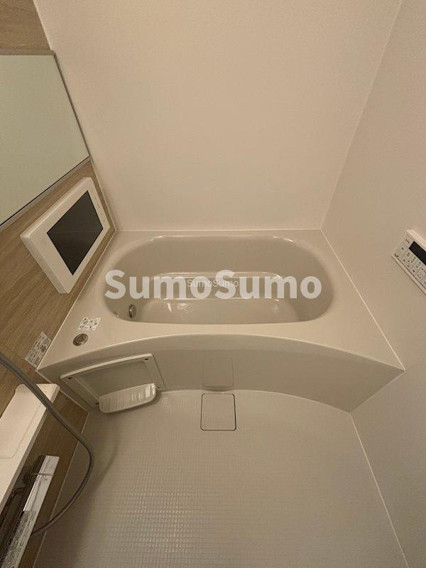 プレジオ松屋町の浴室