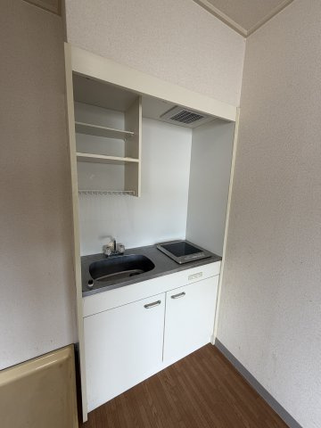 重田ビルのキッチン