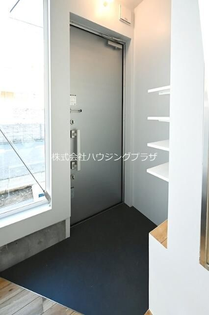 とまり木の玄関|明るい玄関です