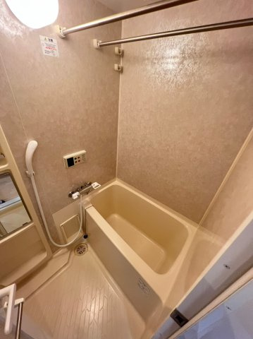 クレアートアドバンス大阪城南の浴室