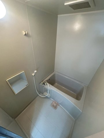 能登六番館WESTの浴室