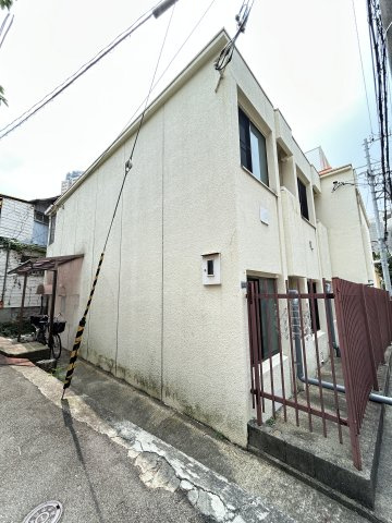 リリーフ中山手の外観