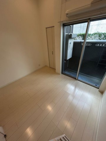 First Gate KOBEの居間・リビング