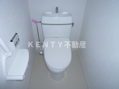 【トイレ】 | ＳＯＬ　ＶＥＲＥＮＡ | ゆったりとした空間のトイレです