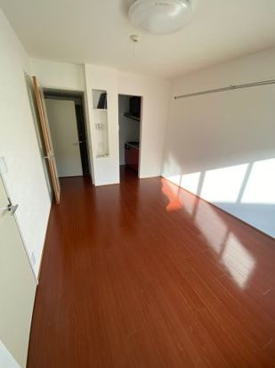Fonte　sala　ampioの洋室