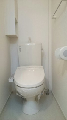 【トイレ】 | サンロード大岡　Ｂ棟 | ゆったりとした空間のトイレです