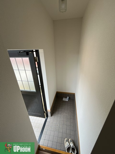DUPLEX国王61Bの玄関