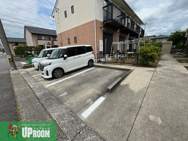 DUPLEX国王61Bの駐車場