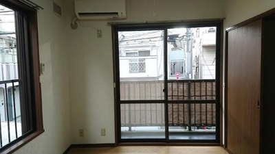 【寝室】
