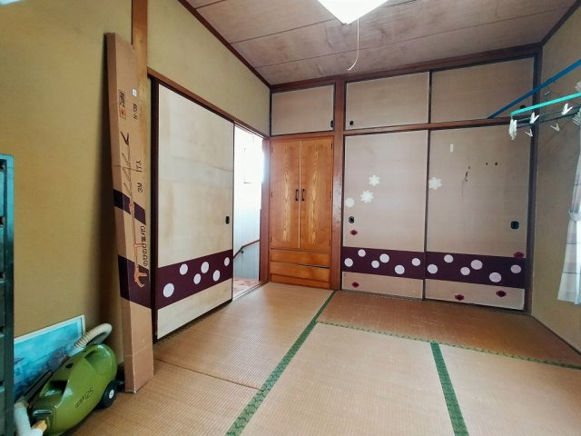 瀬戸越一丁目戸建の和室|2F和室6帖