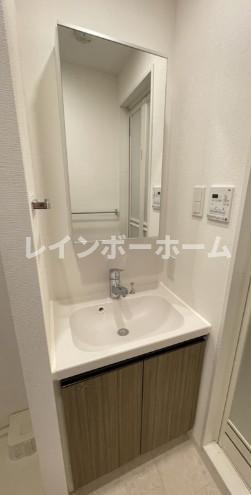 SHOKEN Residence亀戸の独立洗面台