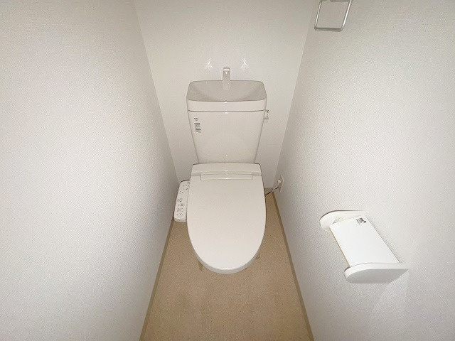 Luxe新大阪SOUTHのトイレ