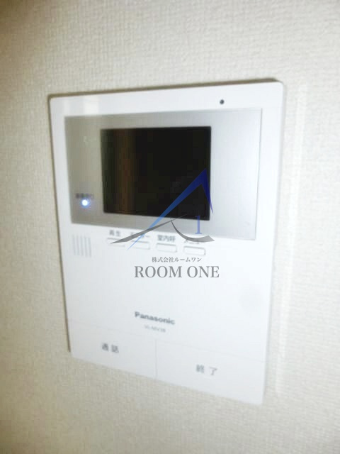 ブランハイツ大橋のセキュリティ|モニター付インターホンです。