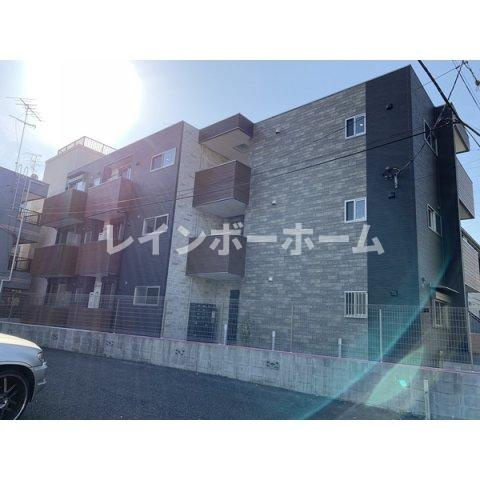 ラプレジオ小岩の外観