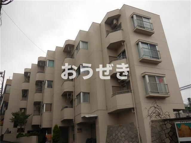 谷津坂ハイツのエントランス