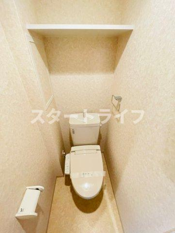 大阪市東淀川区東中島３丁目の賃貸マンションのトイレ