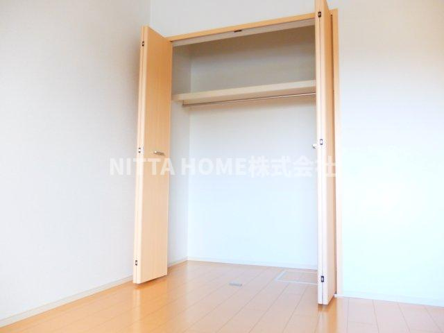丹波市柏原町柏原のアパートの収納|収納力バツグンのクローゼット★
