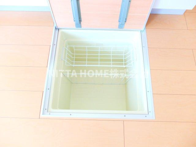 丹波市柏原町柏原のアパートの収納|床下収納もあります！