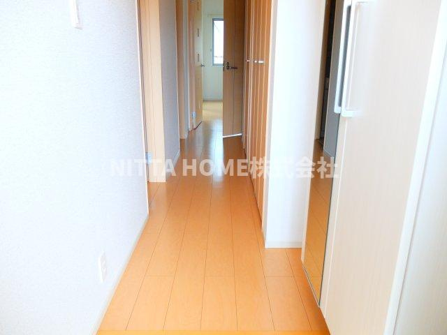 丹波市柏原町柏原のアパートの内装|玄関ホール〇