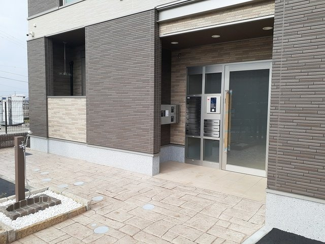 【エントランス】 | メゾン　スターブル