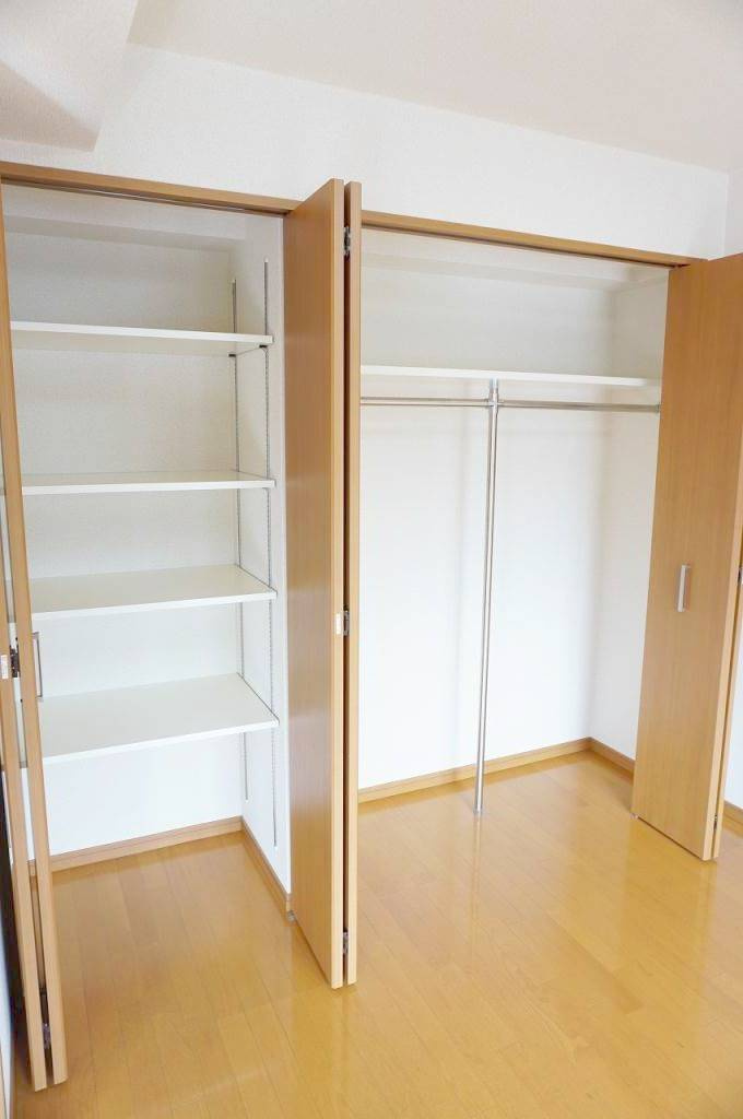 グリーンフィールド小竹向原の収納