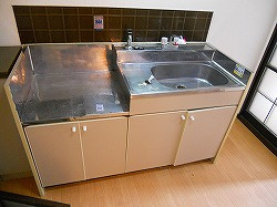  | ATホーム | 広めのガスキッチンです。