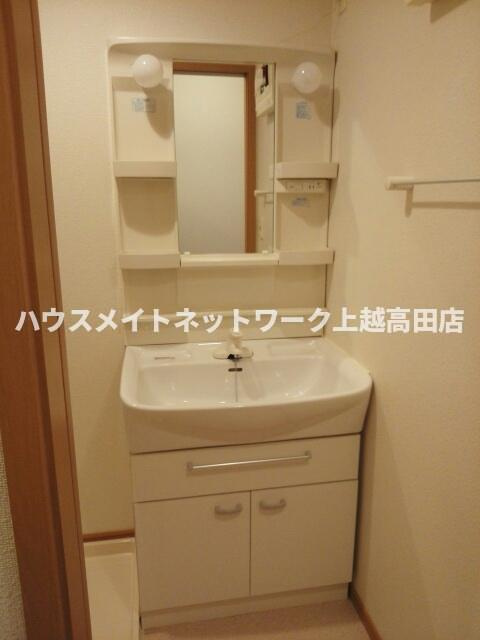 サン　グロリア　春日山の独立洗面台|洗髪洗面化粧台