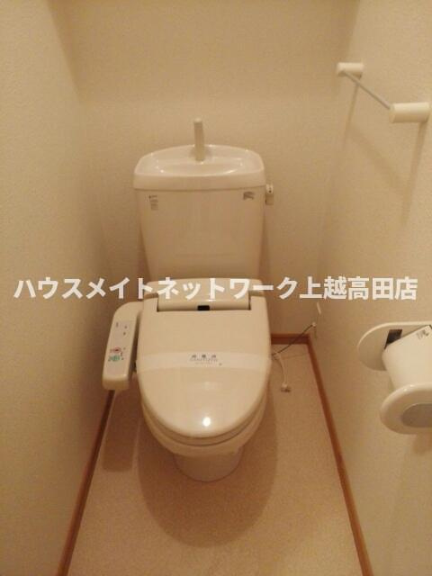 サン　グロリア　春日山のトイレ|温水洗浄暖房便座