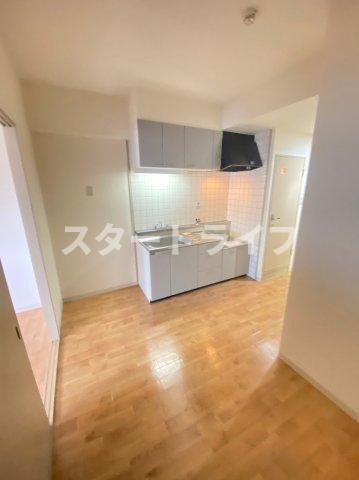 大阪市東淀川区東中島２丁目の賃貸マンションの居間・リビング