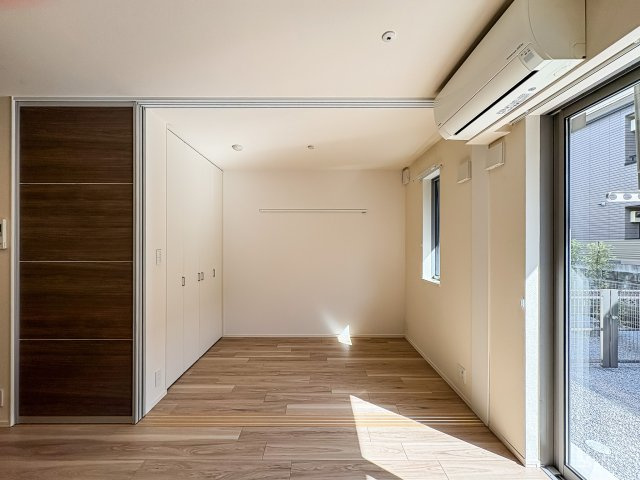 Ｓｕｎ　ｄｅｍｅｕｒｅ　Ｂの居間・リビング