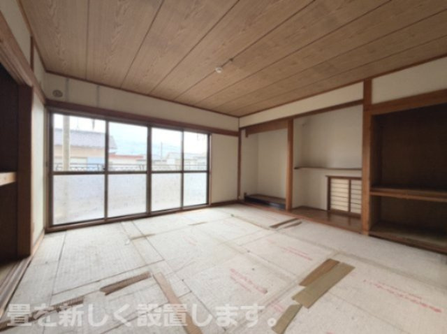 福富マンションの和室|畳表替え中です。