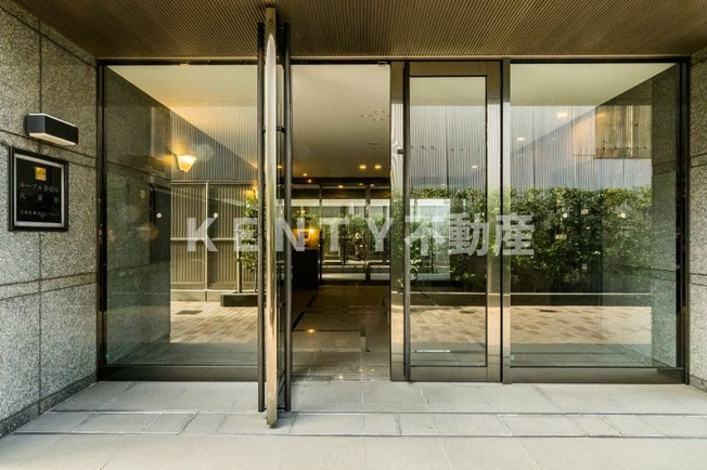 【エントランス】 | ルーブル多摩川八番館 | 建物の内部です