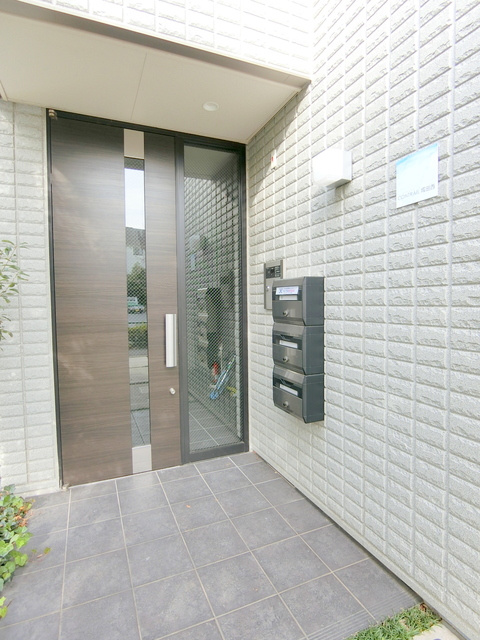 コントレイル成田西のエントランス|★オートロック付マンション★