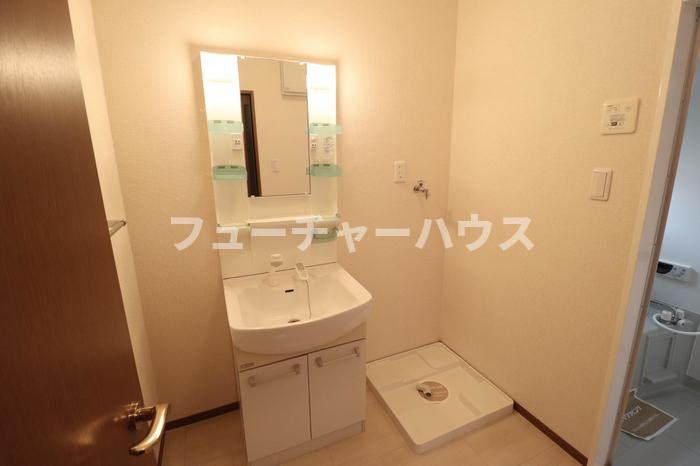 ガーデンパレスの洗面所