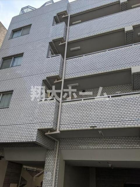 メイプル森戸の外観
