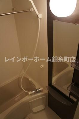 リブリ・グランハイム妙典の浴室