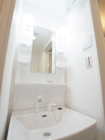 ルラーシュ南町　の独立洗面台