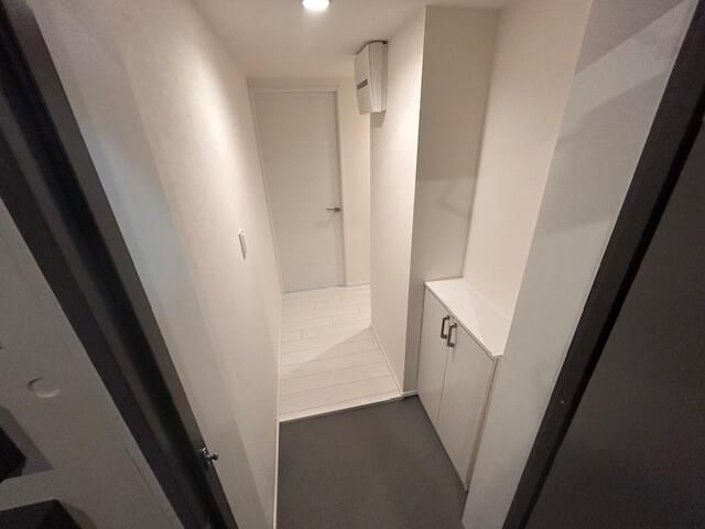 早稲田鶴巻町ＩＭＡハウスの玄関