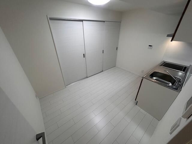 早稲田鶴巻町ＩＭＡハウスの居間・リビング