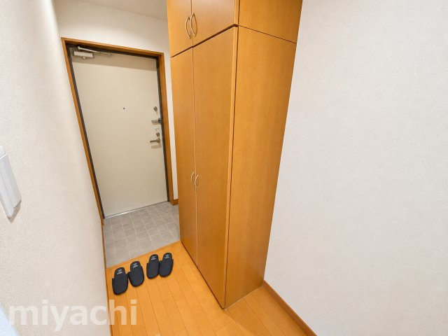 サンフィールドハイツの玄関