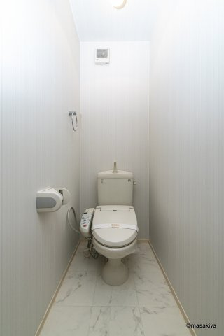 アヴェニューはなみずき　Aのトイレ|トイレ　ウォシュレット付き。