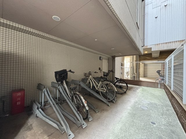 ステージグランデ新川のその他|駐輪場