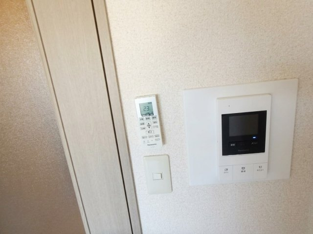 ロイヤルアメニティー練馬のセキュリティ|モニター付オートロック