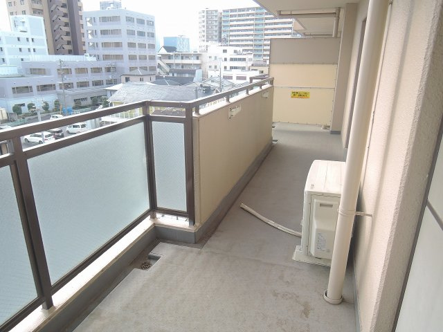 エステート茨木のバルコニー