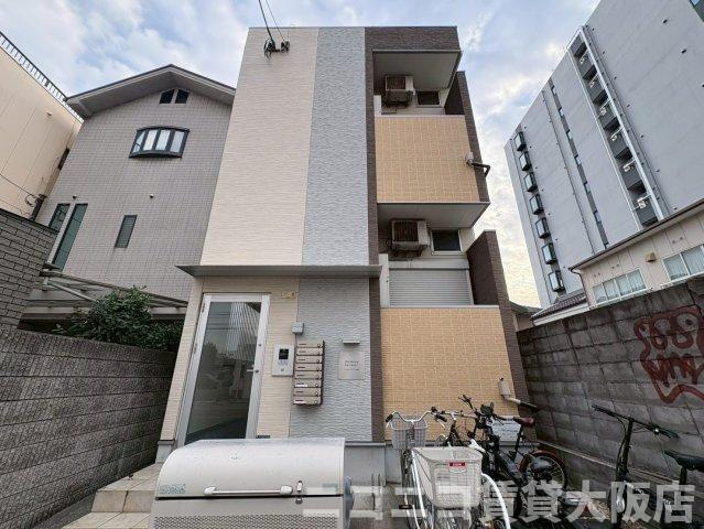 大阪市東住吉区桑津５丁目のアパートの外観